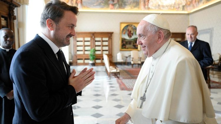 Papež je sprejel luksemburškega premierja