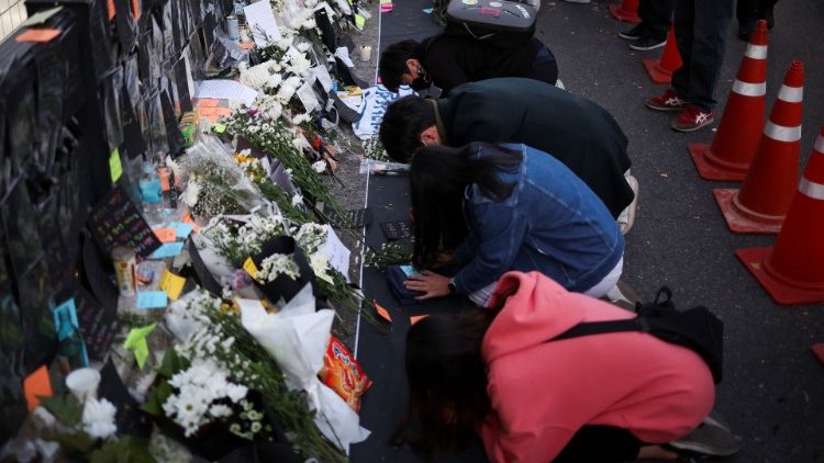 Südkorea trauert um die Opfer der Massenpanik in Seoul