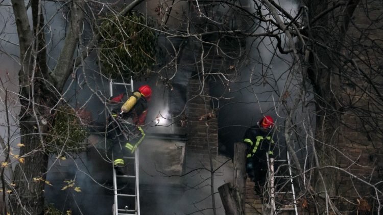 Budynek uderzony przez rakietę, Kijów 15.11.'22 r.