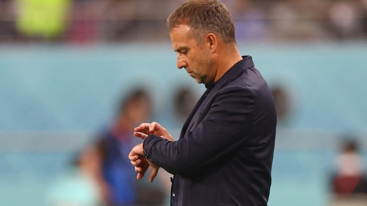 DFB-Trainer Hansi Flick im Spiel gegen Japan