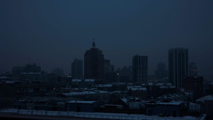 Киев после обстрела инфраструктур 23 ноября