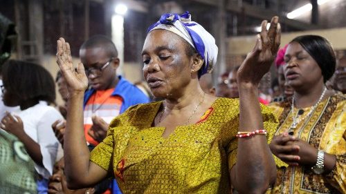 Pope urges prayers for ‘pilgrimage of peace’ to South Sudan & DRC