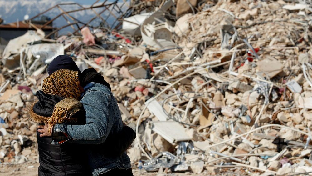 Os danos do terremoto na Turquia (Reuters)