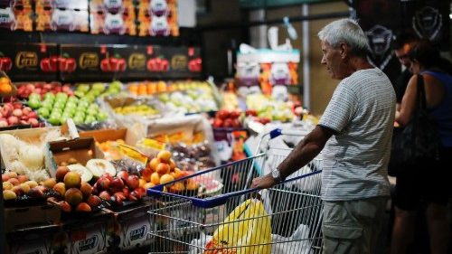 Europa: linflazione schiaccia leconomia. La resilienza di famiglie e imprese