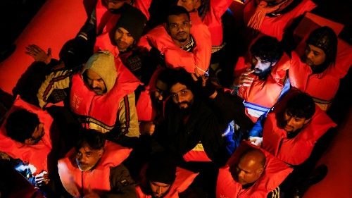 L'appel à la compassion d'un évêque britannique envers les migrants 