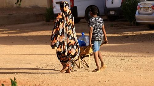 At Regina Coeli, Pope appeals for an end to violence in Sudan