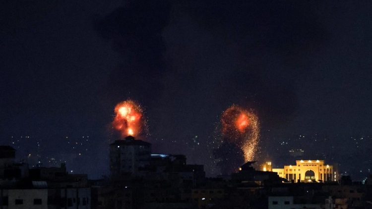 Explosiones en Gaza tras los ataques del ejrcito israel