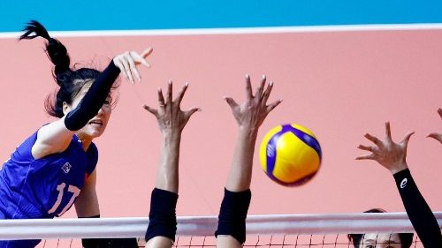 L’intégration par le sport: deux championnes de volley-ball aux musées du Vatican