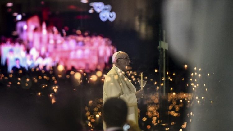 File Photo: MAP Francis leads the blessing of the candles ceremony at the Shrine of Our Lady of Fatima on 12 May 2017