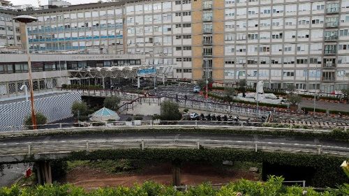 Госпитализация Папы: клиническая картина улучшается