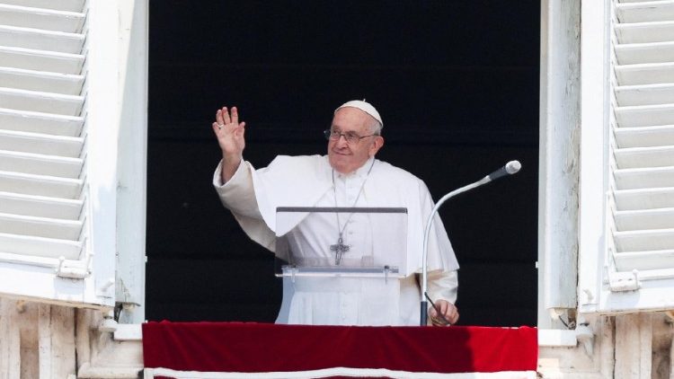 le Pape Fran?ois  la prire de l'Բܲ du dimanche 18 juin 2023