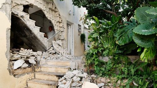 MAP Francis appeals for Holy Land & Ukraine