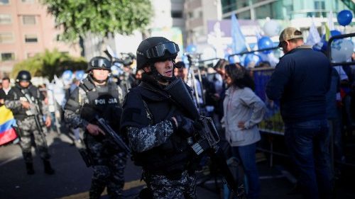 Ecuador, sul voto lombra dei narcos e della crisi 