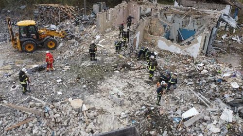 Il villaggio decimato, il vescovo di Kharkiv racconta la strage di Hroza