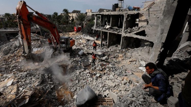 Destruction in Khan Younis