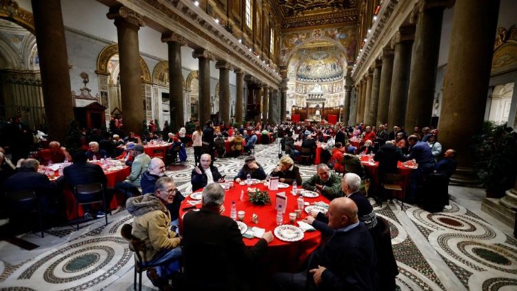 A Santa Maria Maggiore il pranzo di Natale organizzato dalla Comunit di Sant'Egidio