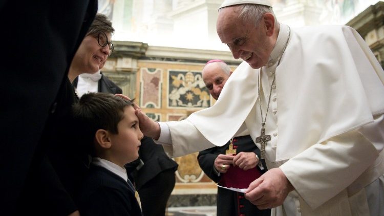 Папа Франциск на срещата с Форума за семействата