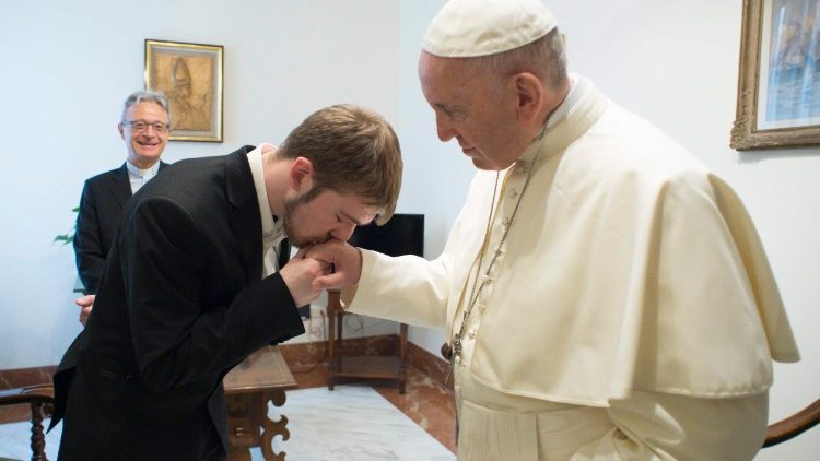 Ferenc pápa fogadta Alfie Evans édesapját 