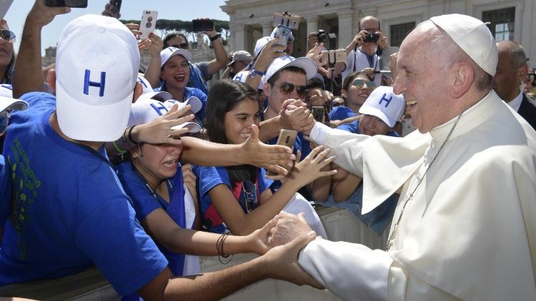 Encontro do Papa com os jovens prepara o Sínodo de outubro