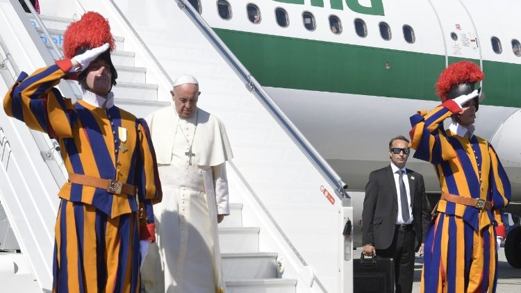 Pāvests Francisks ierodas Ženēvā