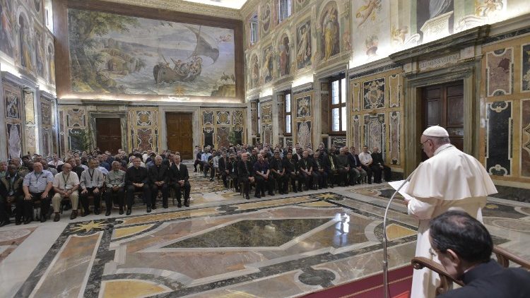 Ferenc pápa szól a verbita nagykáptalan tagjaihoz  