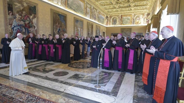 Papa Franjo i sudionici 92. plenarne skupštine Unije djela za pomoć Istočnim Crkvama