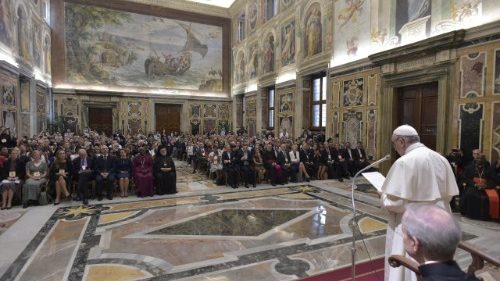 Папа: уважать обязательства в отношении климата