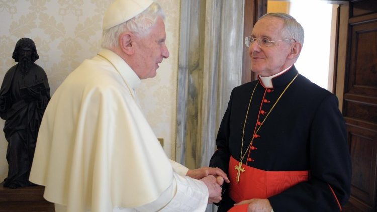 Kardinál Jean-Louis Tauran s papežem Benediktem XVI.