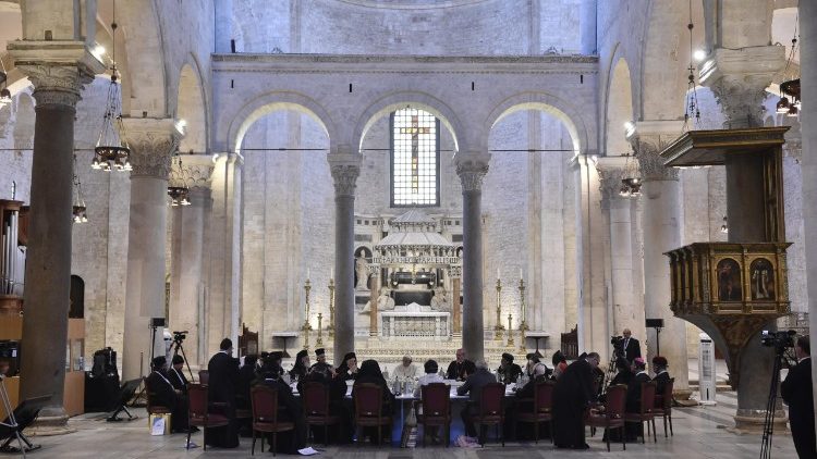2018.07.07 Visita a Bari Dialogo Basilica di San Nicola CPF