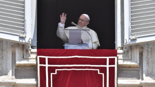 Pope at Angelus: 'faith in Jesus allows us to carry out God's works'