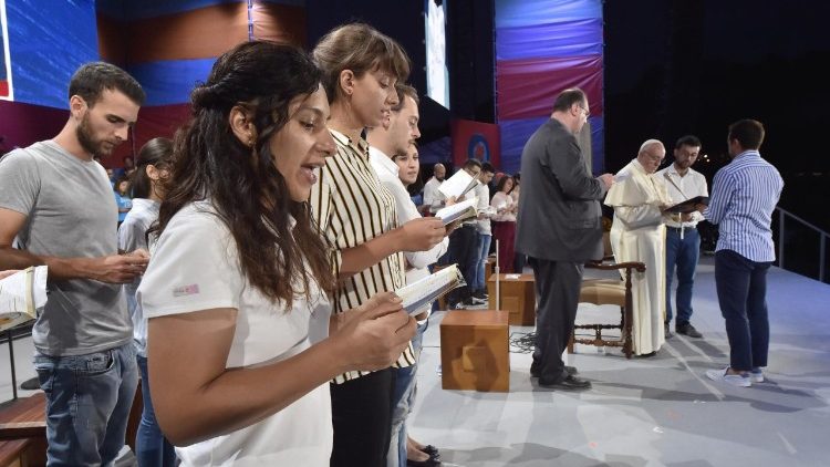 Le Pape participant à la rencontre avec les jeunes au Circo Massimo, le 11 août 2018.