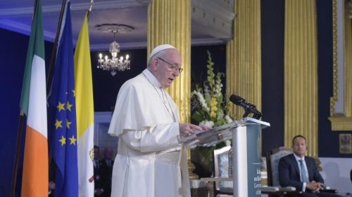 Le Pape en Irlande: soutien aux familles et lutte contre les abus