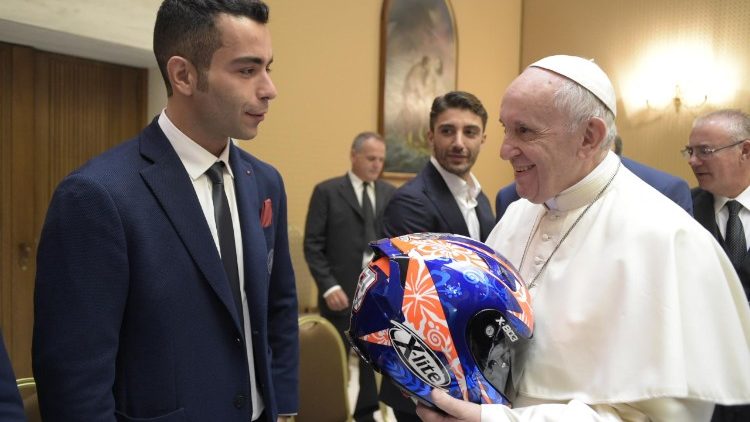 Папа Франциск на встрече с итальянскими спортсменами