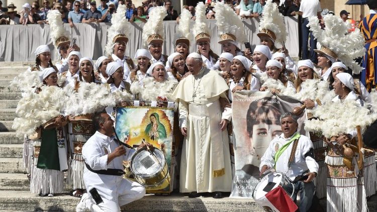 Papež z romarji iz Latinske Amerike
