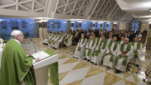 Papa Francesco a S.Marta: il Grande Accusatore vuole creare scandalo