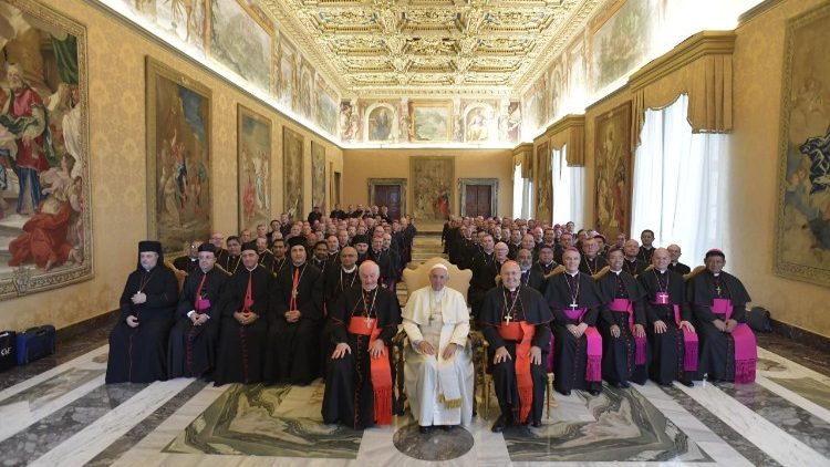 Папа Франциск і нові єпископи