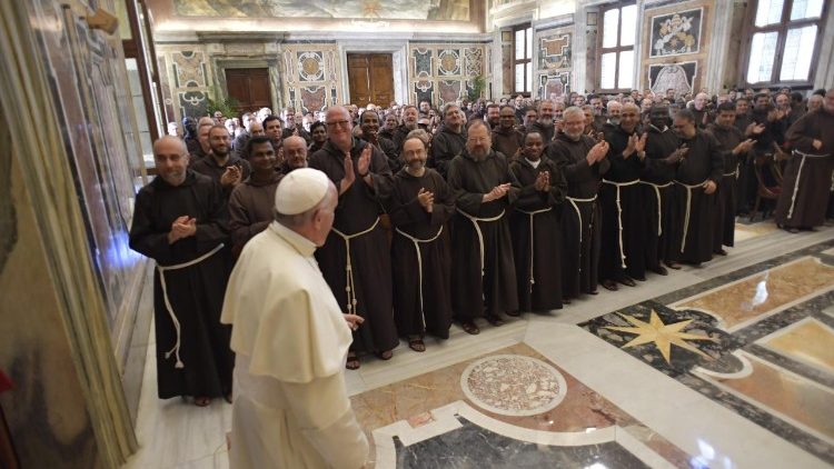Le Pape recevant les frères capucins, le 14 septembre 2018 au Vatican.