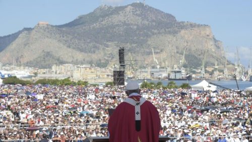 ĐGH cử hành thánh lễ tại Palermo