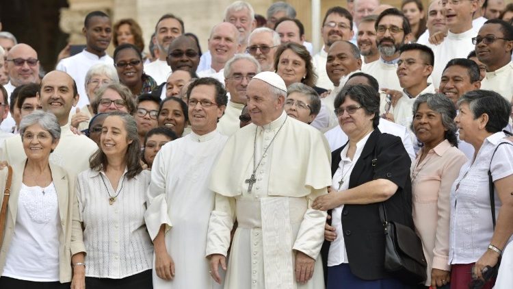 Papa Franjo s vjernicima tijekom opće audijencije 