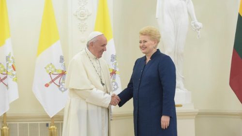 Svätý Otec s predstaviteľmi Litvy: Byť mostom medzi východom a západom Európy