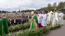 viaggio-apostolico-in-lituania-lettonia-eston-1537693643988.JPG