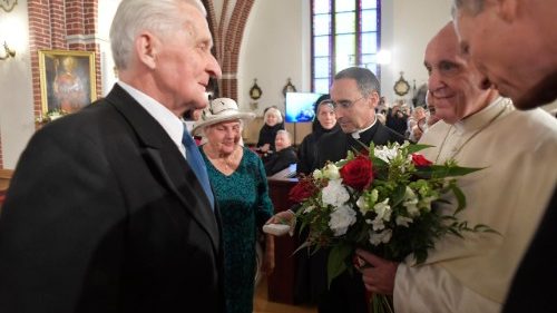 Pope to elderly in Riga: You are the roots of what blossoms today