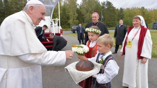 Papa nos Países Bálticos: confira a programação completa e os horários das transmissões