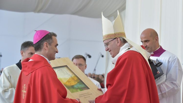 Madhabau ya Bikira Maria Mama wa Mungu nchini Lithuania ni kimbilio la wengi