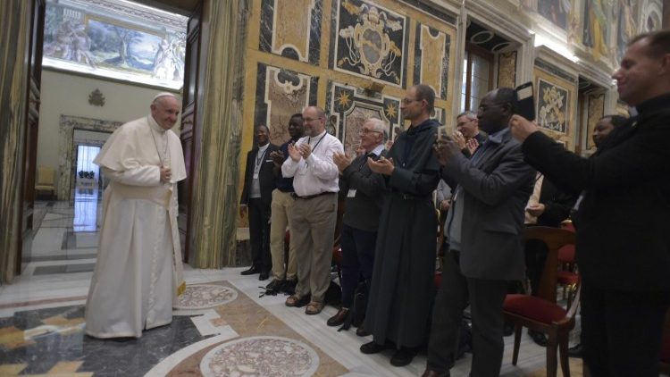 Pope Francis with priests of the Diocese of Crétiel, France