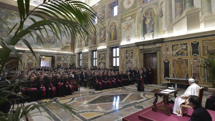 Papa Franjo sa sjemeništarcima iz biskupija talijanske pokrajine Lombardije; 13. listopada 2018.