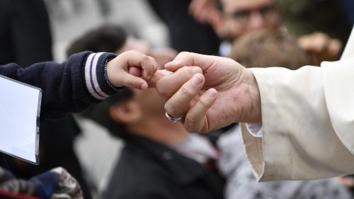 Папа на агульнай аўдыенцыі: “не забівай” – першы крок да любові