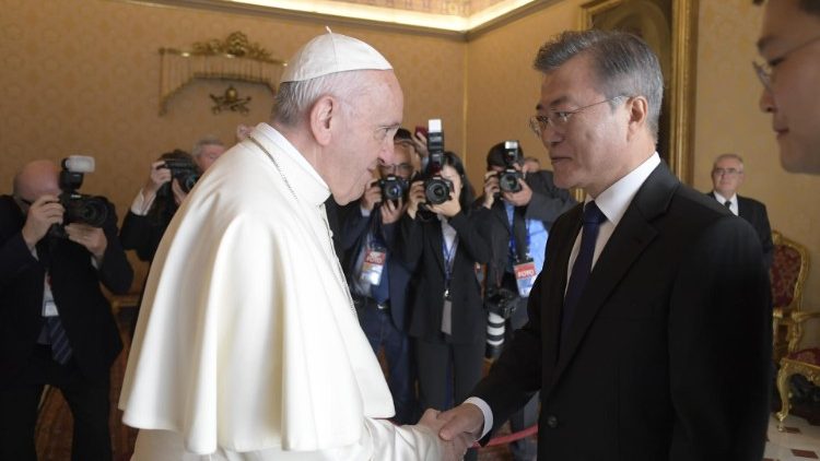 Pápež František s prezidentom Kórejskej republiky Mun Čä-inom