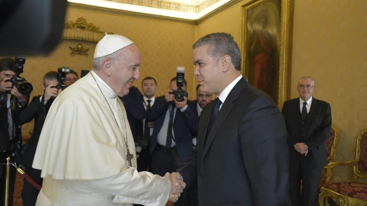 Pápež František prijal prezidenta Kolumbijskej republiky