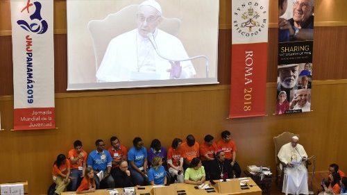 Rencontre intergénérationnelle avec le Pape en marge du Synode